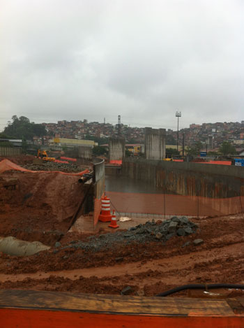 Obra no Ponte Baixa acabará com enchentes e entorno será urbanizado