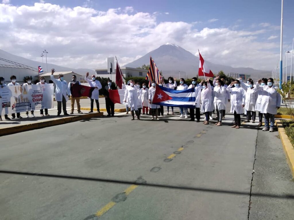 Frente Parlamentar apoia campanha do Nobel da Paz aos Médicos Cubanos